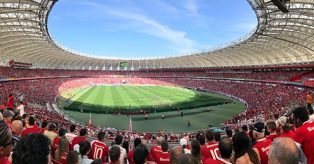 NBA最新排名揭晓！湖人坐稳第四，雷霆豪取九连胜，创纪录追平联盟第一.